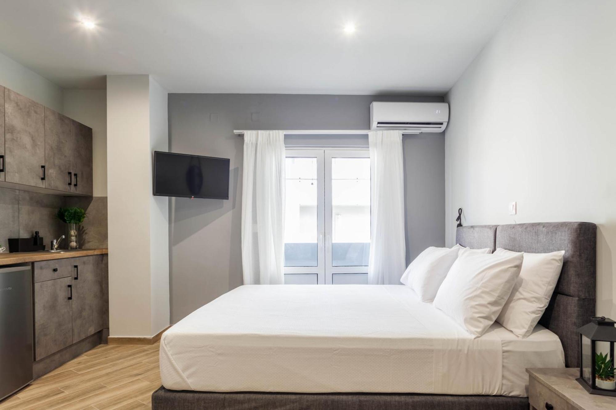 Raise Boutique * Heraklion (Crete)